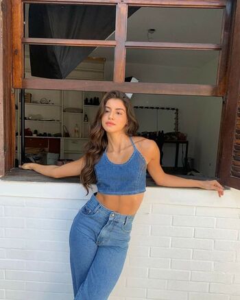 Isabela Souza