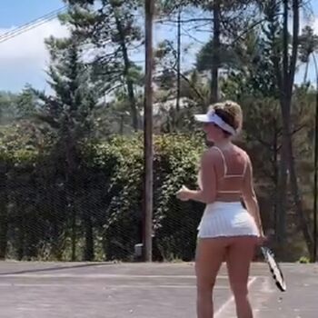 Isabella Valencia