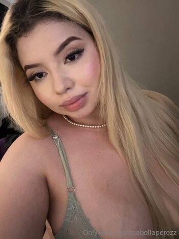 isabellaperezz