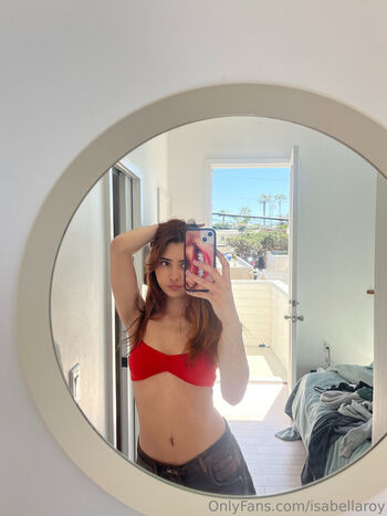 isabellaroy