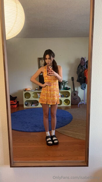 isabellaroy