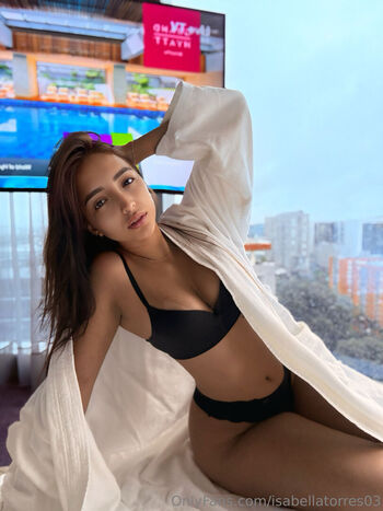 isabellatorres03