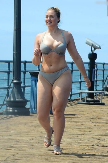 Iskra Lawrence