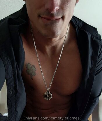 itsmetylerjames