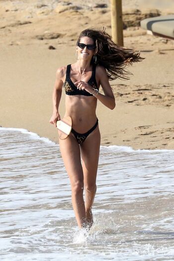Izabel Goulart