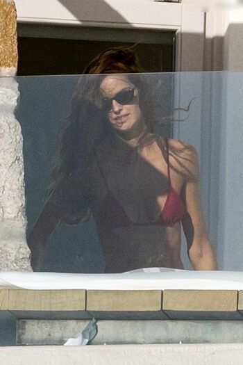 Izabel Goulart