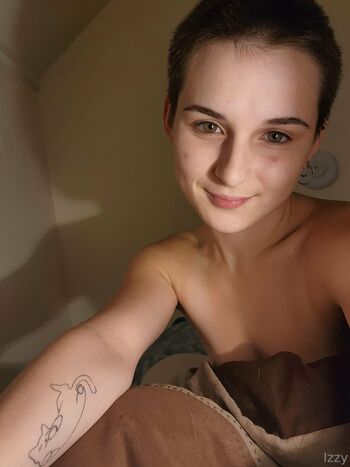 izzy_72