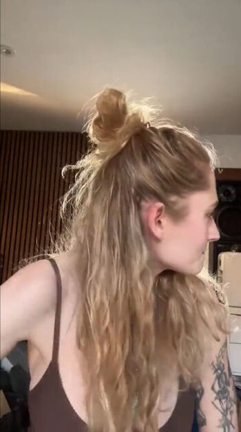 Janet Devlin