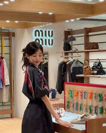 Jang Won-young