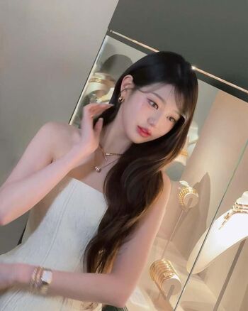 Jang Won-young