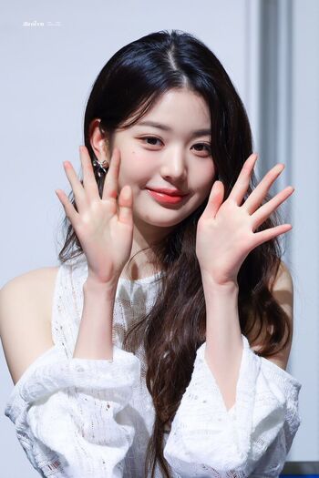 Jang Won-young