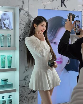 Jang Won-young