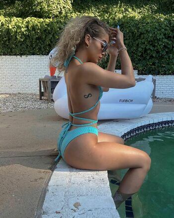 Jasmine Sanders