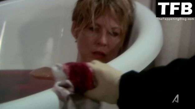 Jenna Elfman