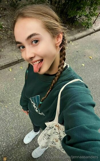 jennaasanders