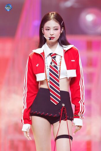 Jennie | BLΛƆKPIИK