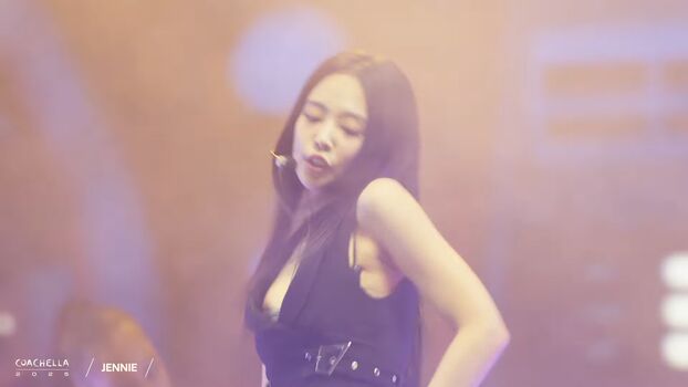 Jennie | BLΛƆKPIИK