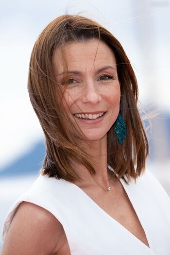Jennifer Lauret