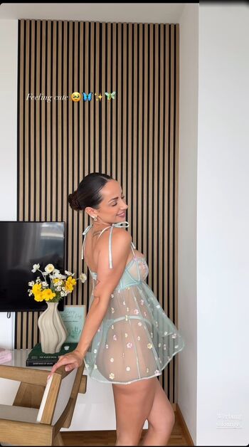 Jennifer Saro