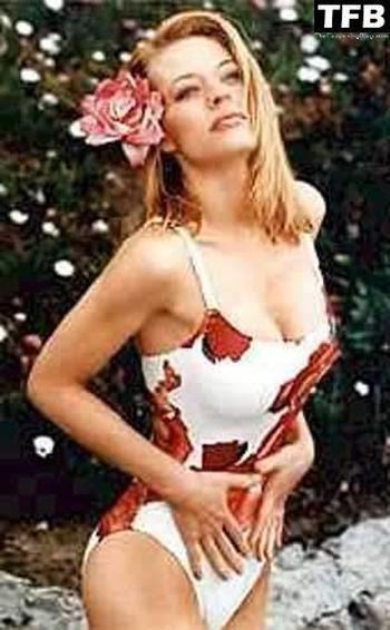 Jeri Ryan