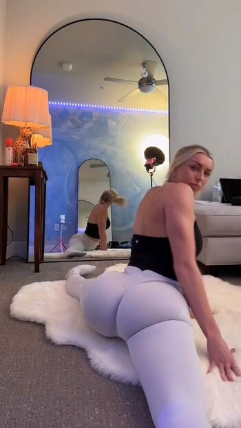 Jiggly_jessicaa