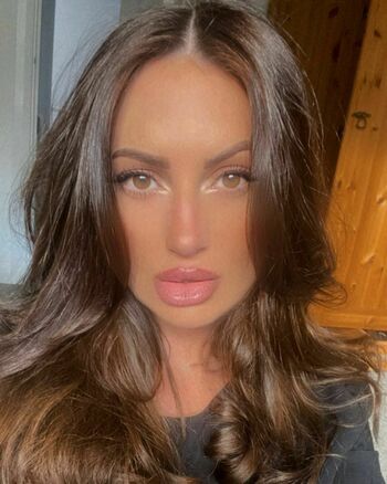 Jodie Carnall