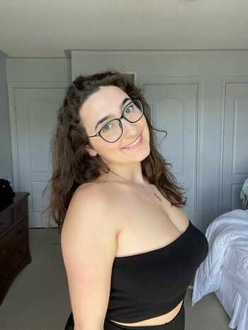Julia Ain
