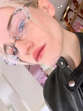 Julia Garner