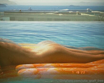 julia_graff_free