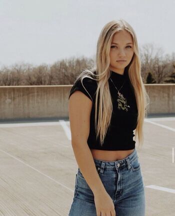 Julia Hart