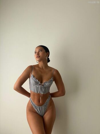 Julia Kelly
