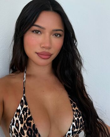 Julia Kelly