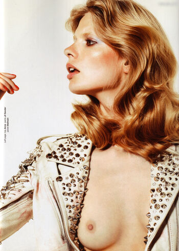 Julia Stegner