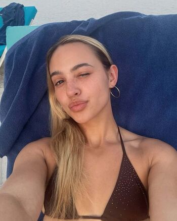 Julia Vern
