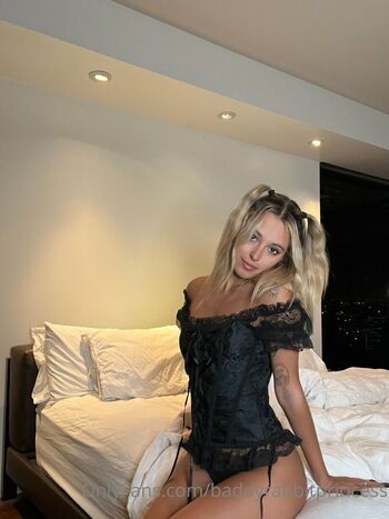 julianaval
