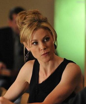 Julie Bowen