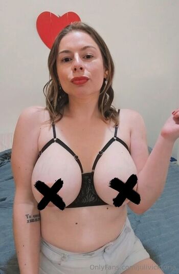 julivicktoria