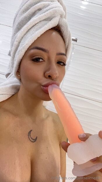 justselene88