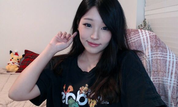 Kang Hee Yoon