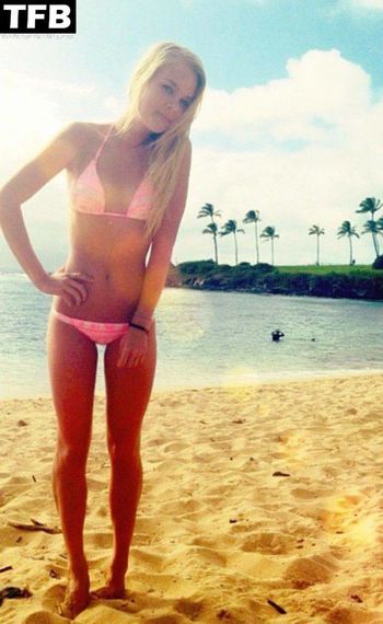 Kelli Goss
