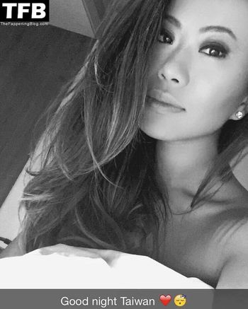 Kelly Mi Li