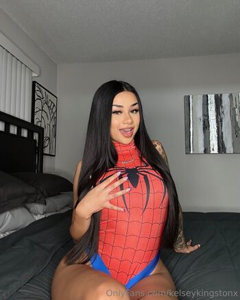 kelseykingstonx