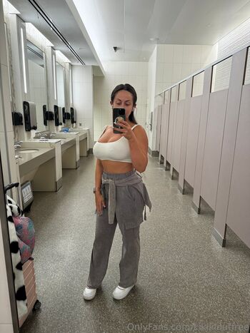 kikikloutfree