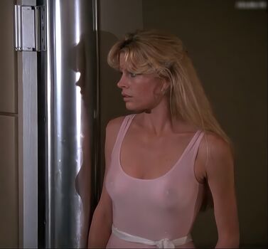 Kim Basinger