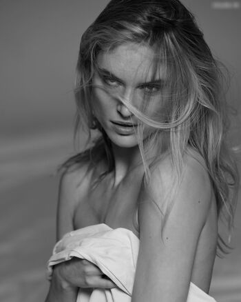 Kim Hnizdo