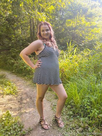 kinkycurvykat