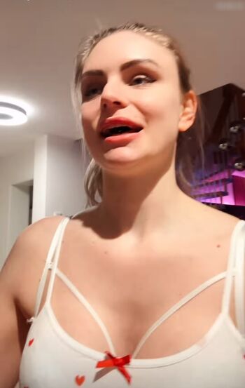 Kira Karambole