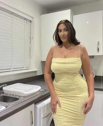 Kirstie V