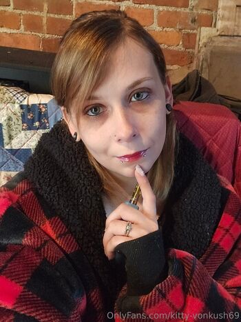 kitty-vonkush69