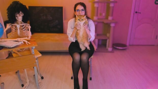 KittyKlaw